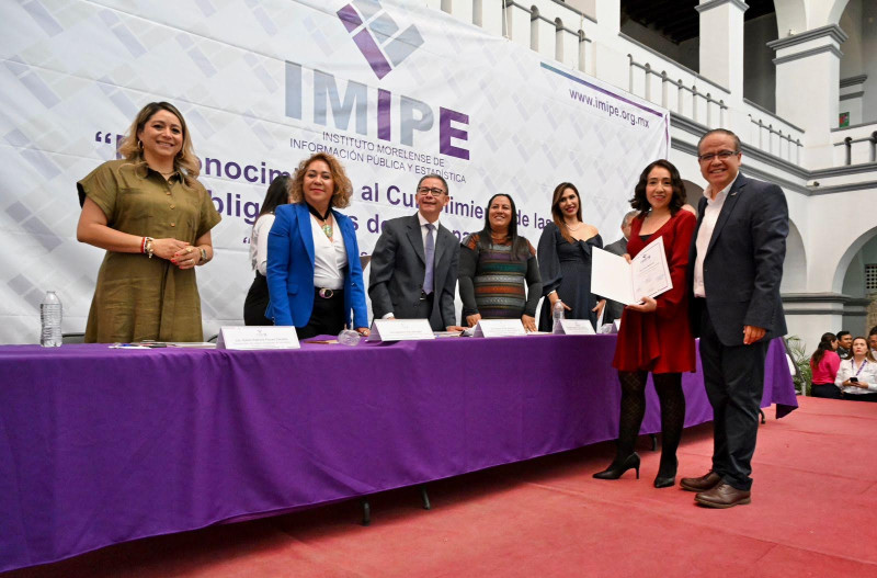 Reconocen a UAEM como institución transparente y responsable con los recursos